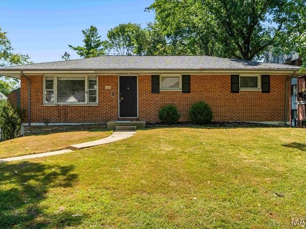 448 W Adams Avenue, Kirkwood, MO 63122