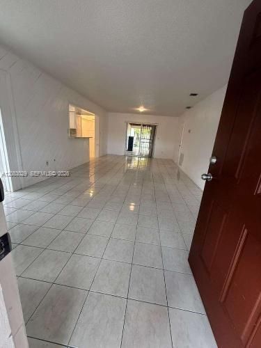8835 SW 27th St, Miami, FL 33165 Photo