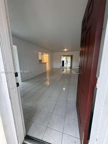 8835 SW 27th St, Miami, FL 33165 Photo