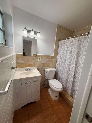 8835 SW 27th St, Miami, FL 33165 Photo