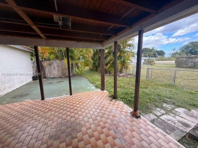 8835 SW 27th St, Miami, FL 33165 Photo