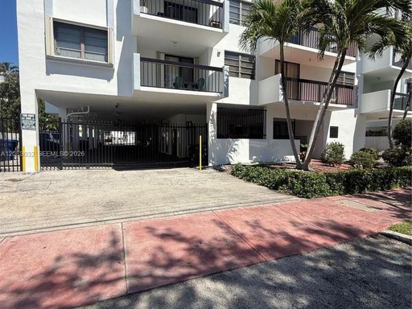 6937 bay dr , Unit 510, Miami Beach, FL 33141