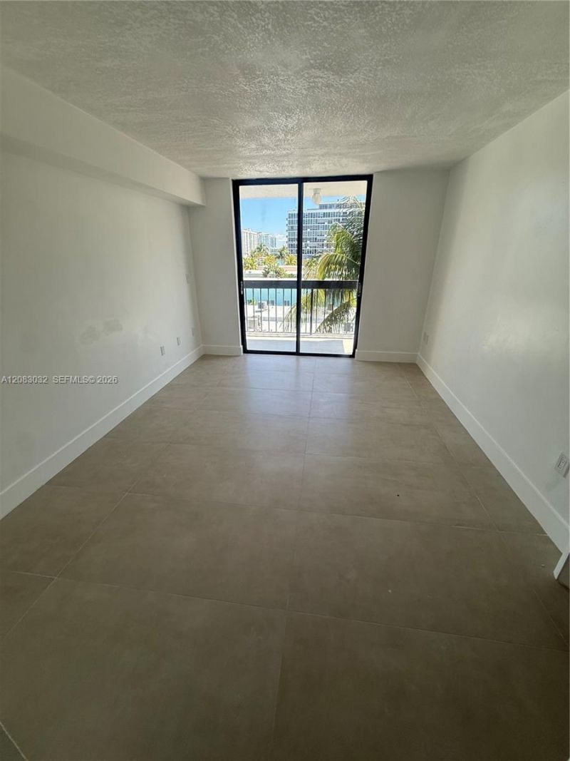 6937 Bay Dr , Unit 510, Miami Beach, FL 33141 Photo