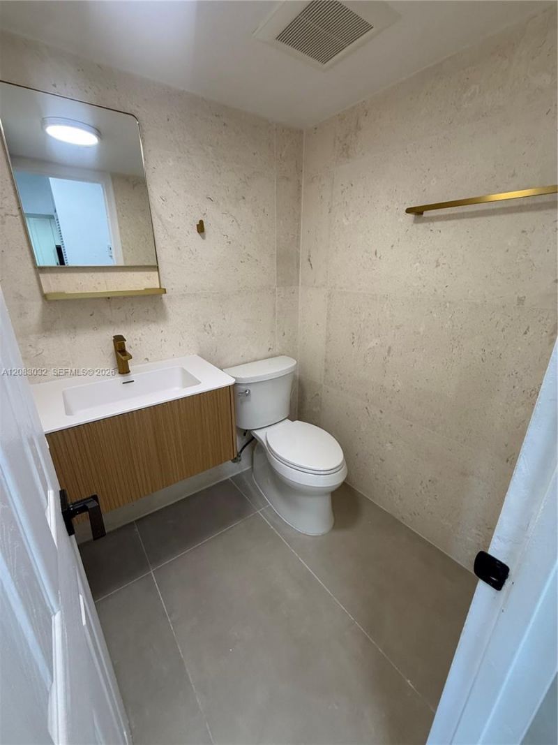 6937 Bay Dr , Unit 510, Miami Beach, FL 33141 Photo