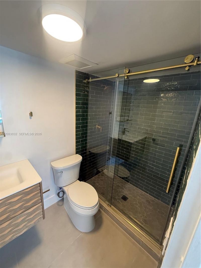6937 Bay Dr , Unit 510, Miami Beach, FL 33141 Photo