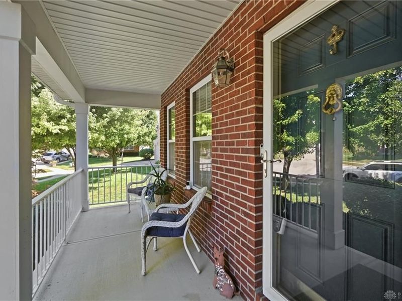 112 Pleasant Chase Circle, Englewood, OH 45322 Photo 5