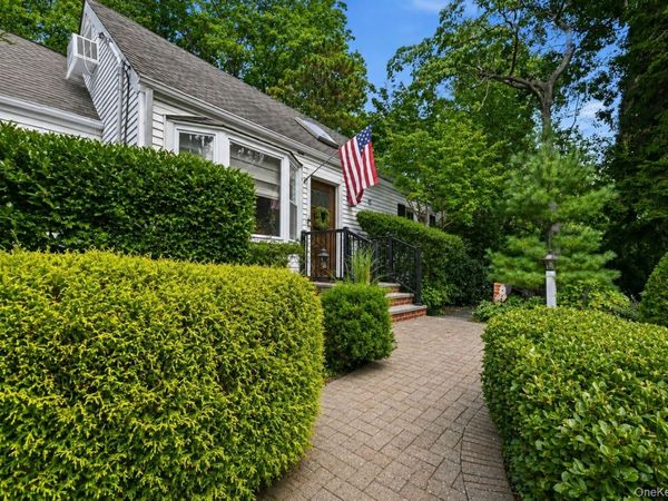 40 Cliftwood Drive , Huntington, NY 11743