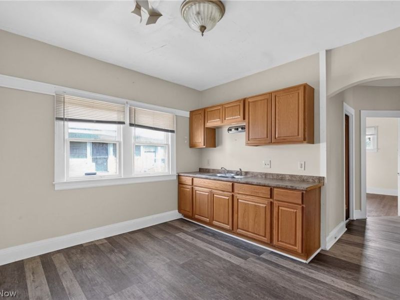 3599 E 146th Street, Cleveland, OH 44120 Photo 30