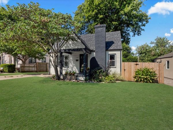 1320 S New Haven Avenue , Tulsa, OK 74112