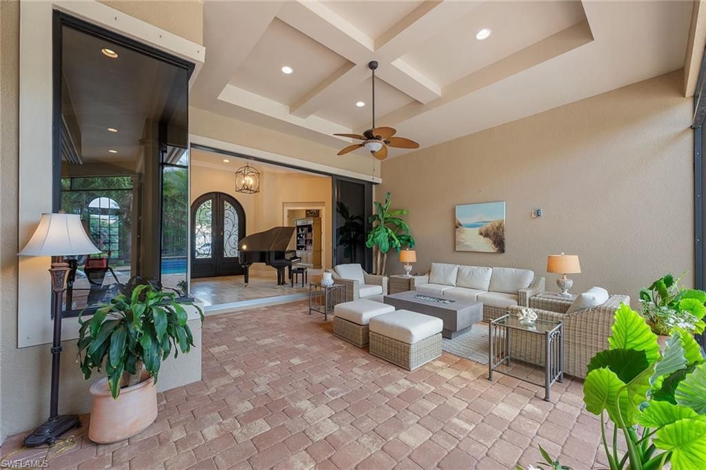 6081 Tamworth Ct, Naples, FL 34119 Photo