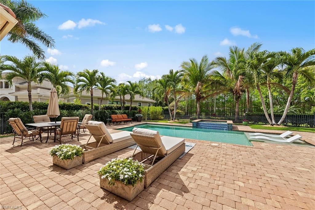 6081 Tamworth Ct, Naples, FL 34119 Photo