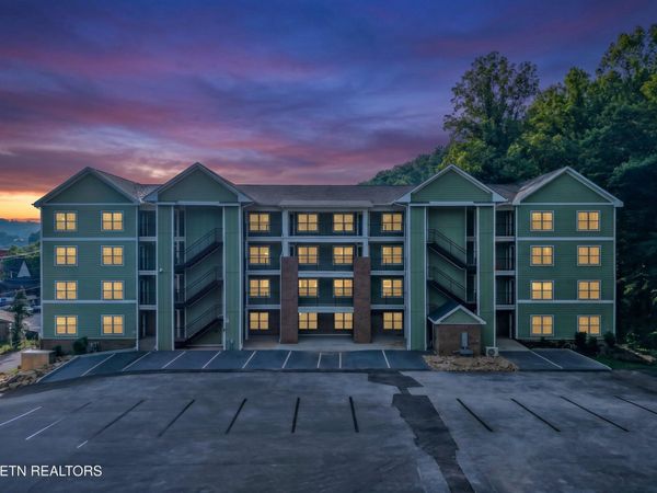 329 Ownby St , Gatlinburg, TN 37738