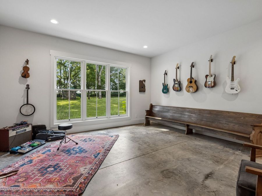 Property Image 79