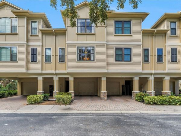 9715 BAY GROVE LANE , TAMPA, FL 33615