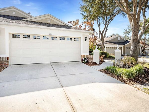 5911 PHOEBENEST DRIVE , LITHIA, FL 33547