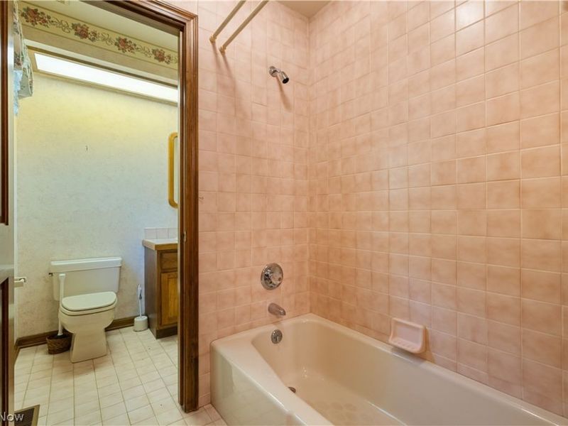 6236 Buckley Circle NW, Massillon, OH 44646 Photo 32