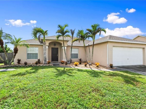 1726 SW Hampshire Lane , Port St Lucie, FL 34953
