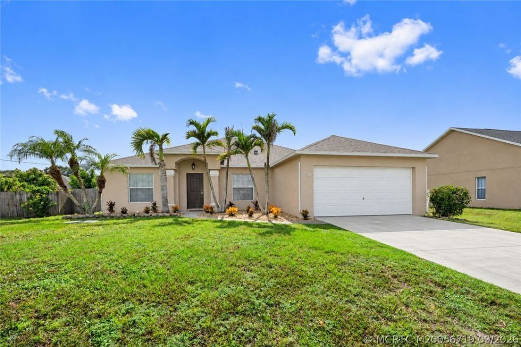 1726 SW Hampshire Lane, Port Saint Lucie, FL 34953 Photo