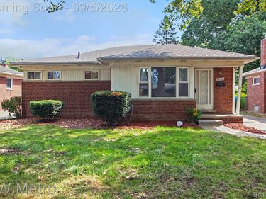 24500 Rosewood Street, Oak Park, Mi 48237