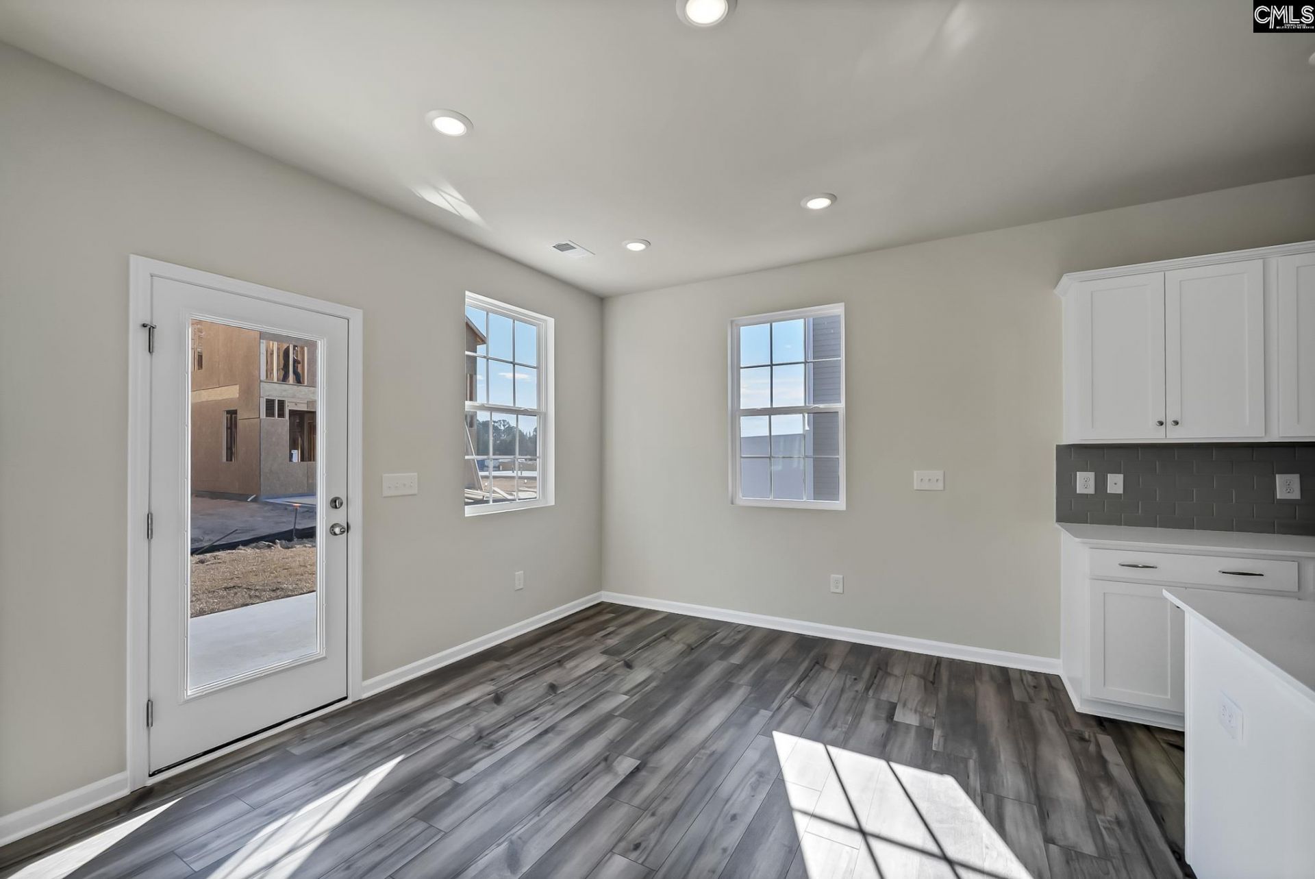 641 Richmond Road  Photo 10