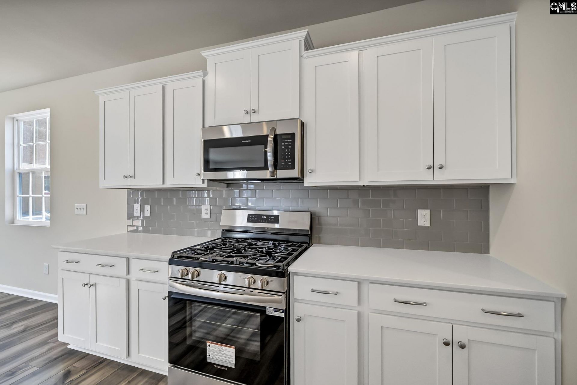 641 Richmond Road  Photo 8