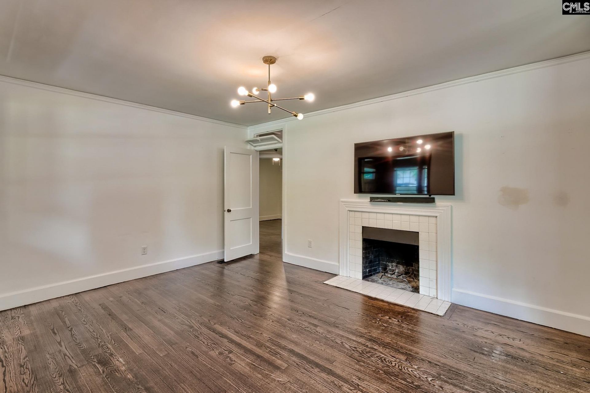 2735 Cypress Street Photo 12