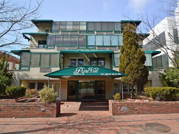 237 Great Neck , Unit 4B, Great Neck, NY 11021
