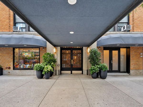 433 W 34th Street , Unit 2N, New York (Manhattan), NY 10001
