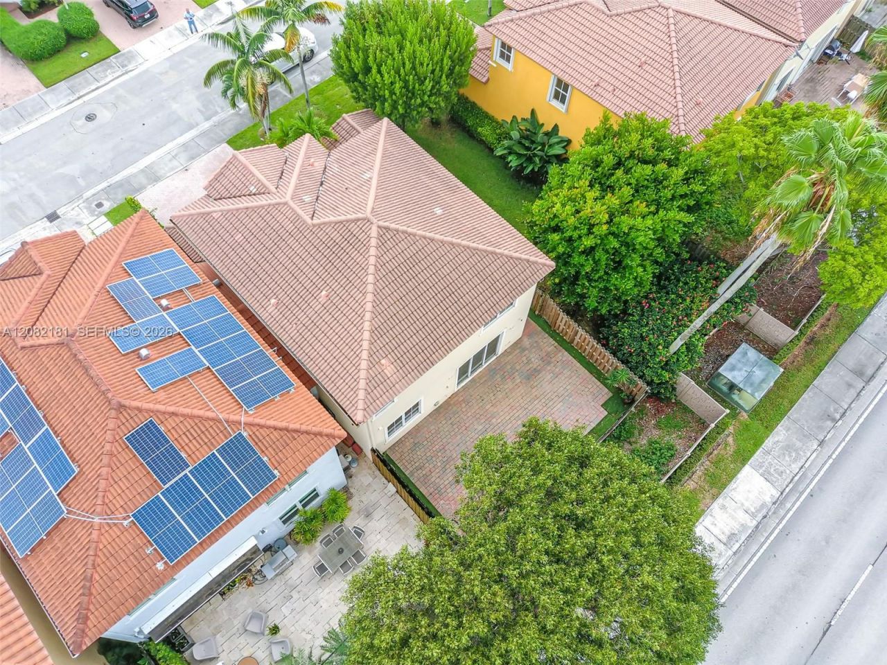 7670 NW 113th Path, Doral, FL 33178 Photo