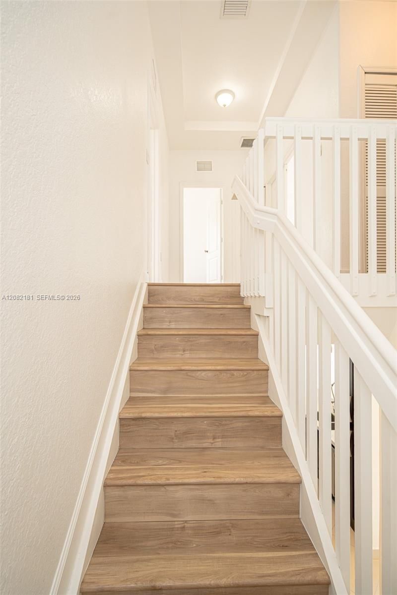 7670 NW 113th Path, Doral, FL 33178 Photo