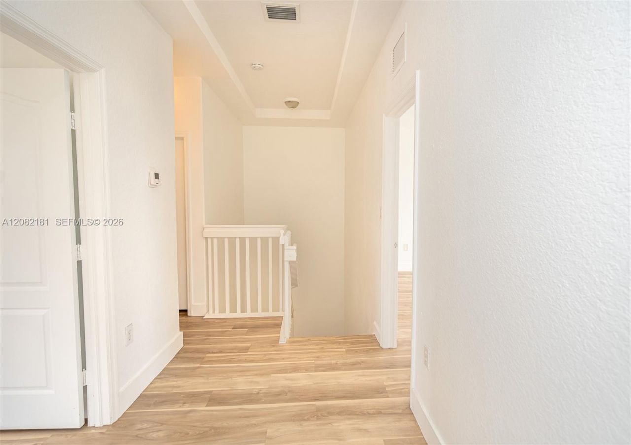 7670 NW 113th Path, Doral, FL 33178 Photo
