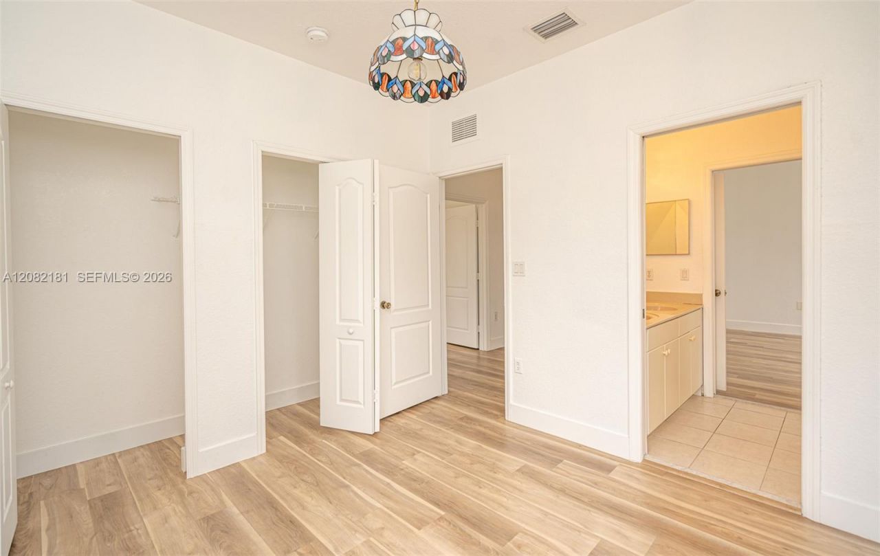 7670 NW 113th Path, Doral, FL 33178 Photo