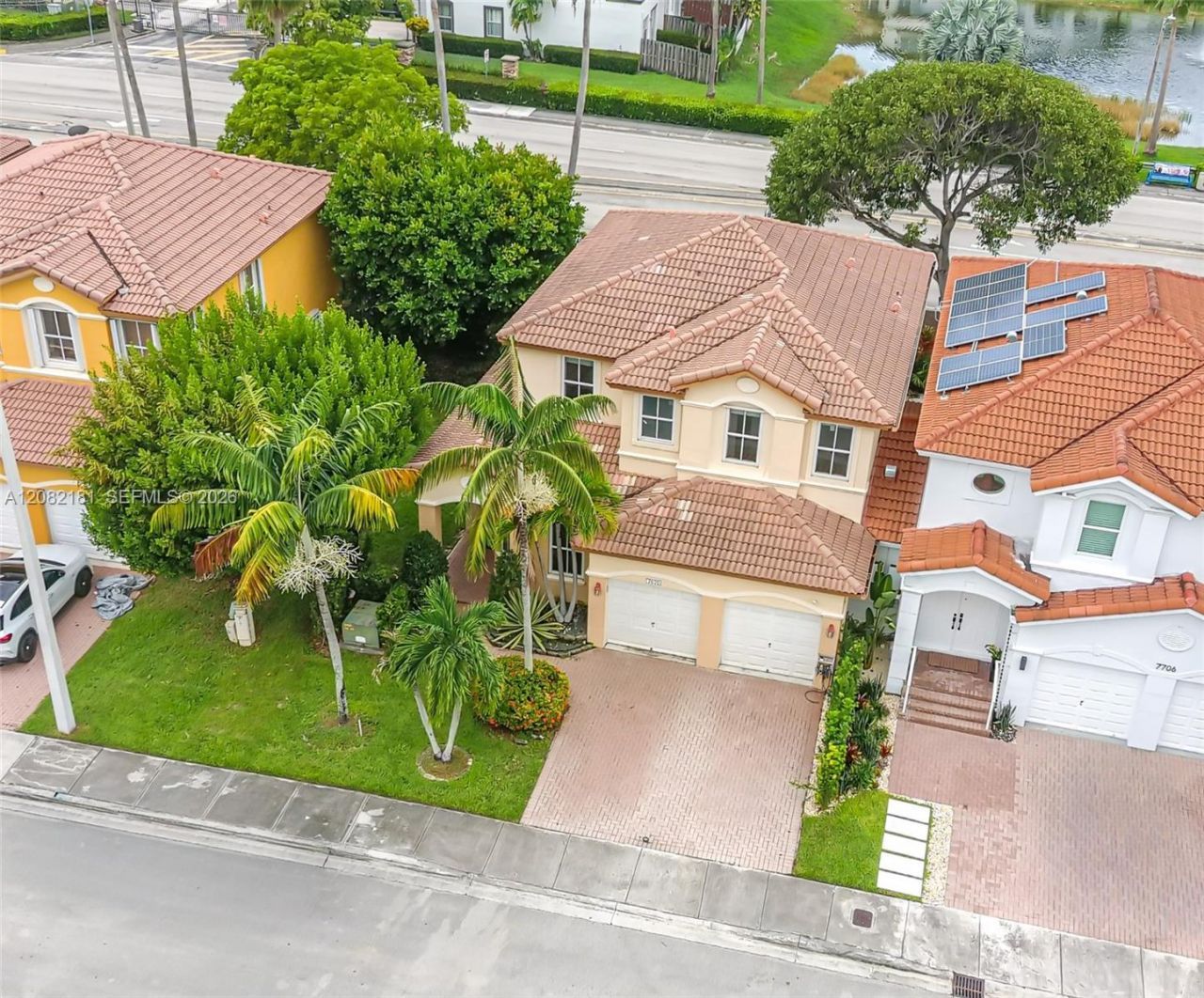 7670 NW 113th Path, Doral, FL 33178 Photo