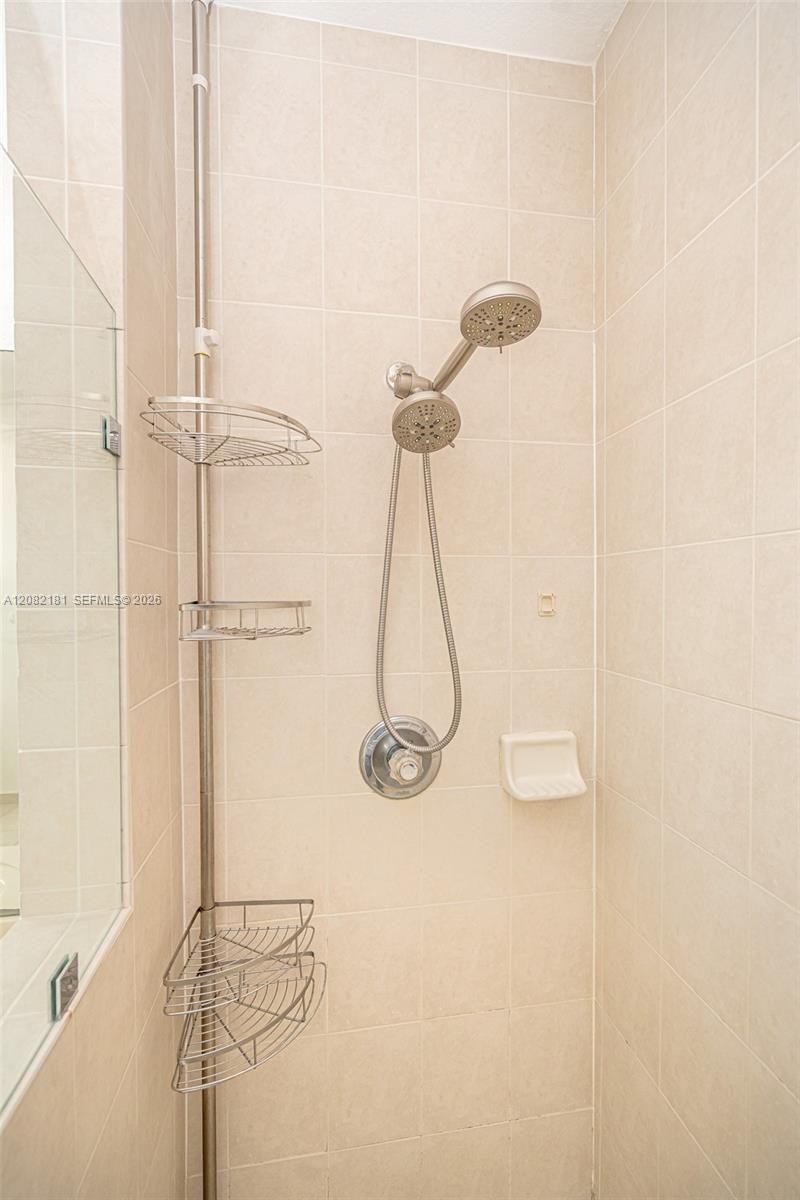 7670 NW 113th Path, Doral, FL 33178 Photo