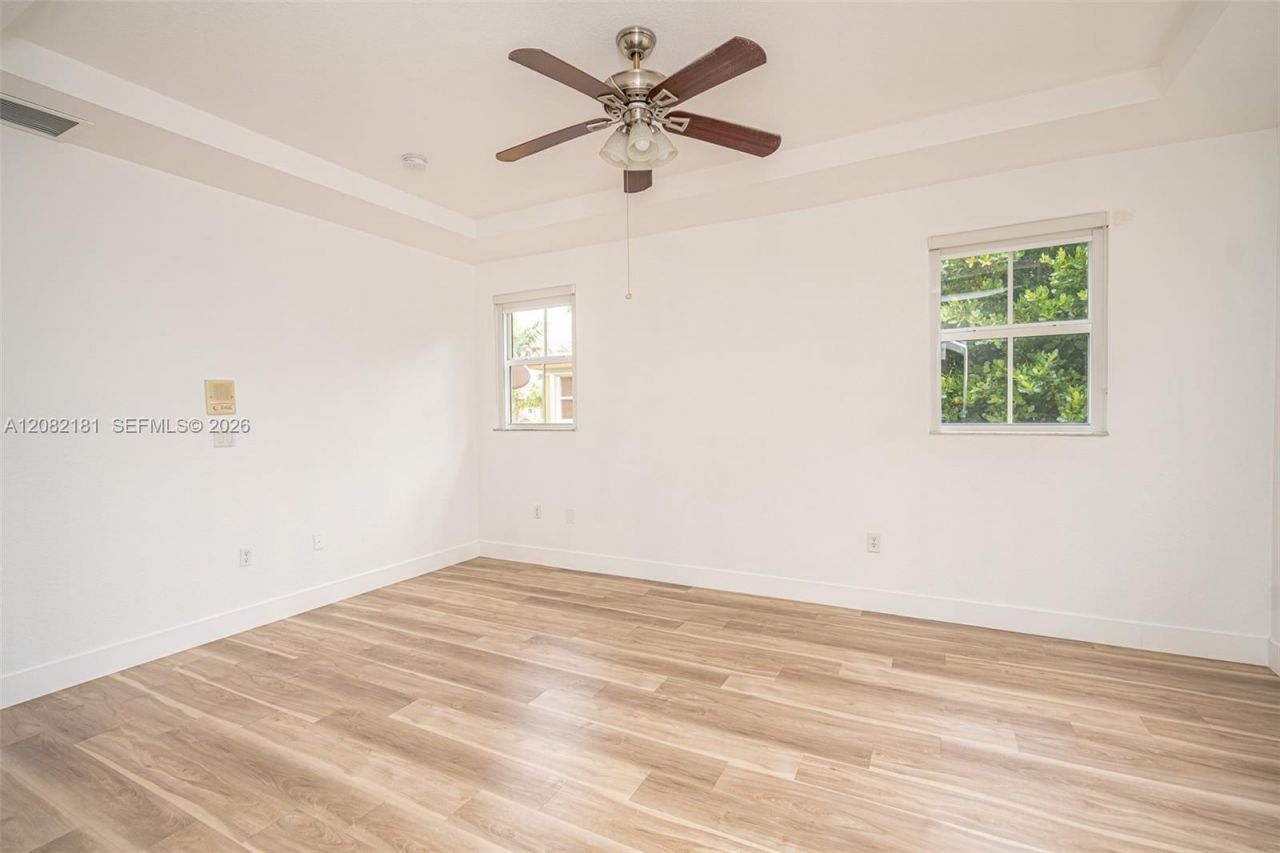 7670 NW 113th Path, Doral, FL 33178 Photo