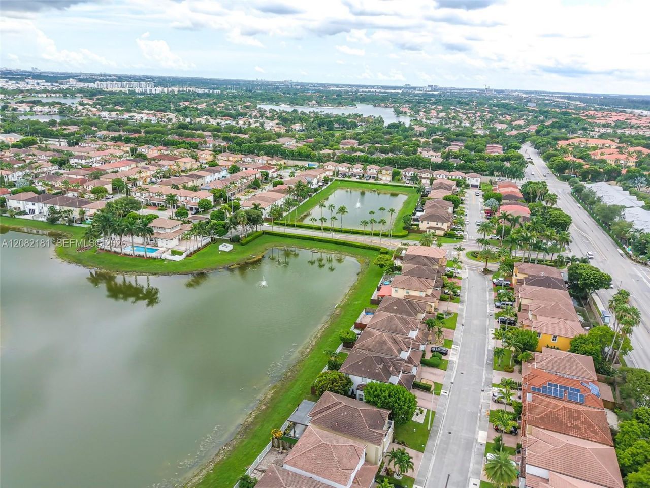 7670 NW 113th Path, Doral, FL 33178 Photo