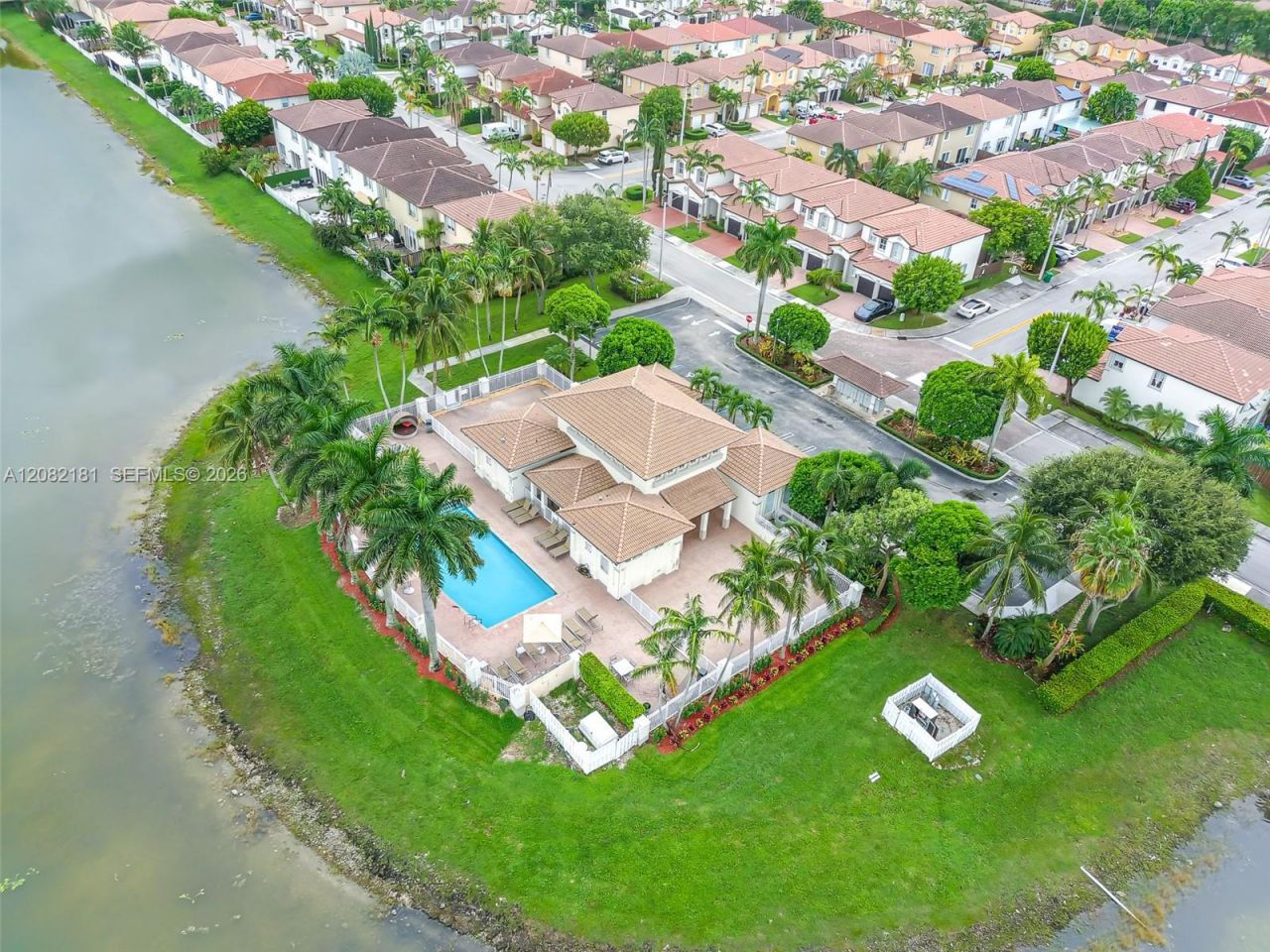 7670 NW 113th Path, Doral, FL 33178 Photo