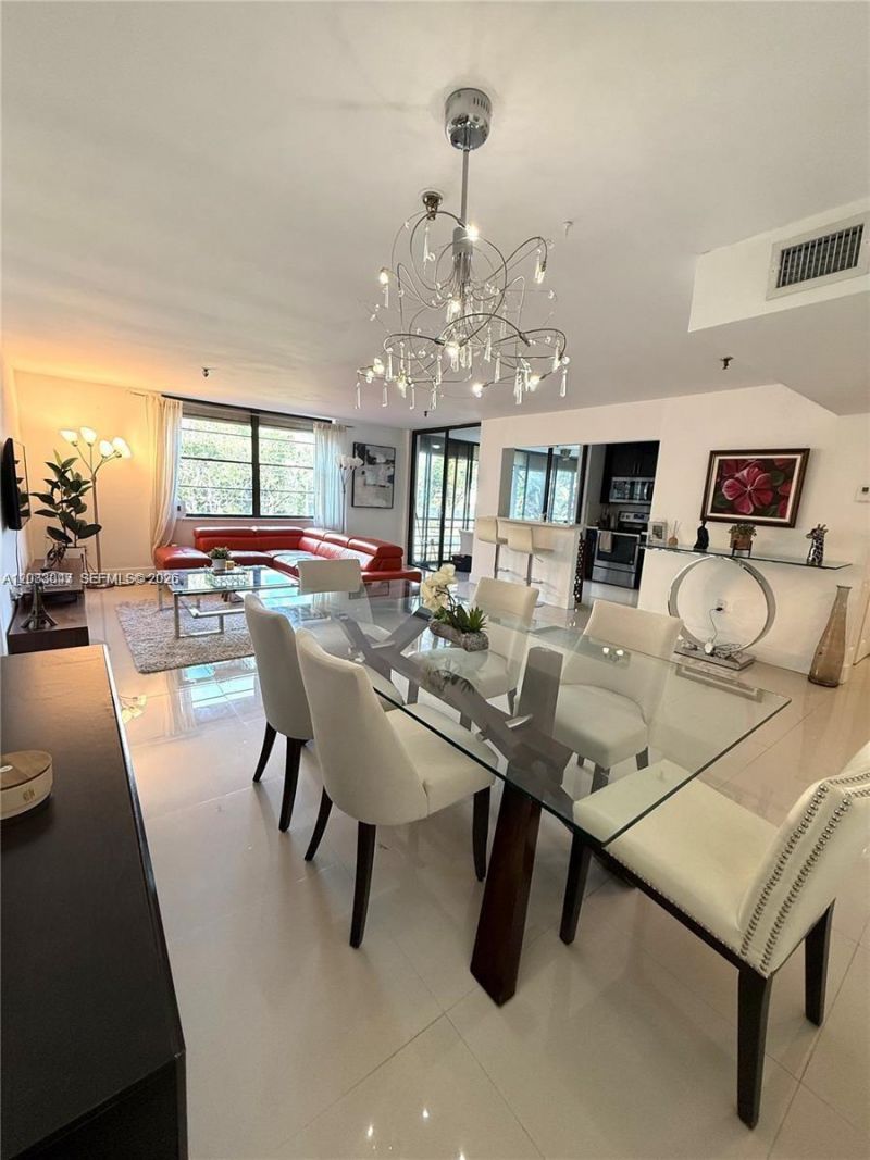 671 NE 195th St, Unit 227-E, Miami, FL 33179 Photo