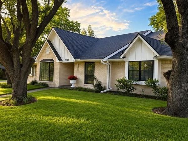 7205 La Manga Drive , Dallas, TX 75248