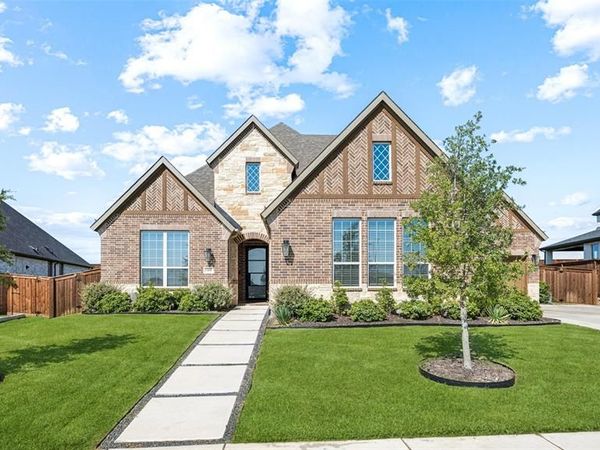 1806 Farmstead Road , Mansfield, TX 76063