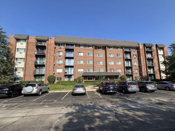 4711 Saint Joseph Creek Road , Unit 2G, Lisle, IL 60532