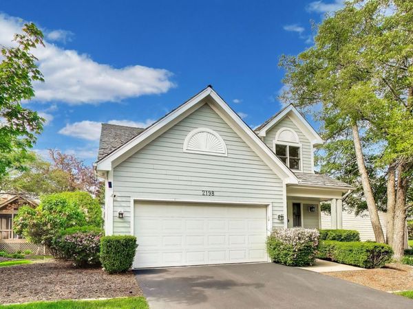2198 Brookside Lane , Aurora, IL 60502