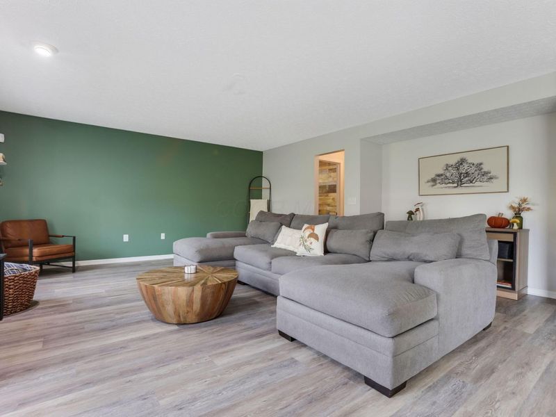 5490 Tammeron Court, Galloway, OH 43119 Photo 19