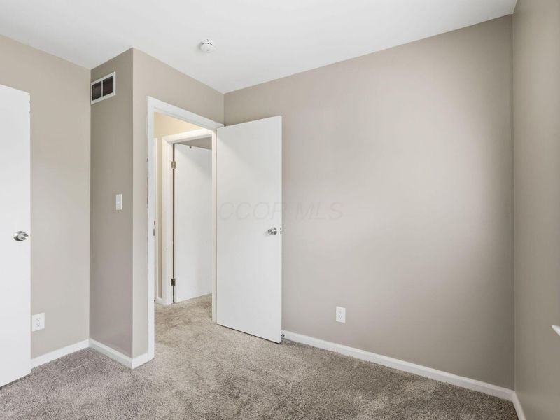 4302 Sibley Avenue, Columbus, OH 43227 Photo 29
