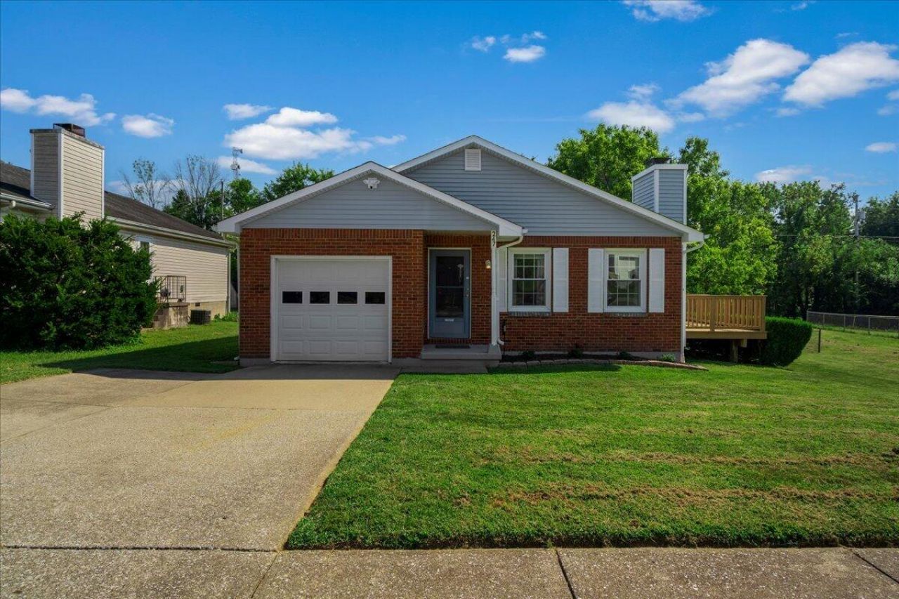 247 Hollyberry Drive, Frankfort, KY 40601 Main Photo