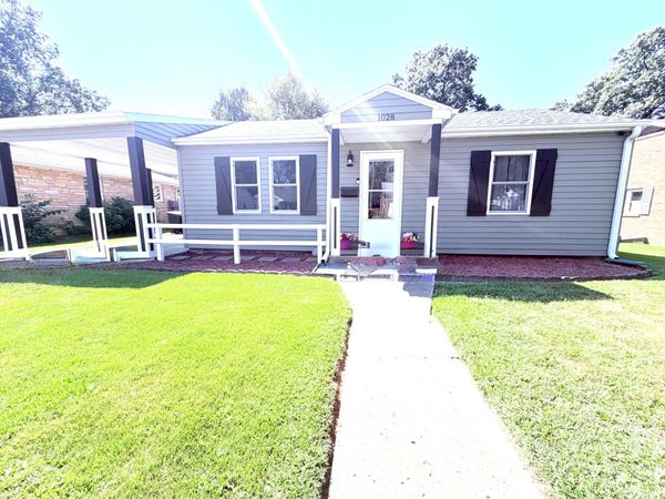 1028 Michigan Street, Mexico, MO 65265