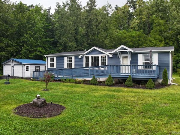 64 Airport Road , Accord, NY 12404