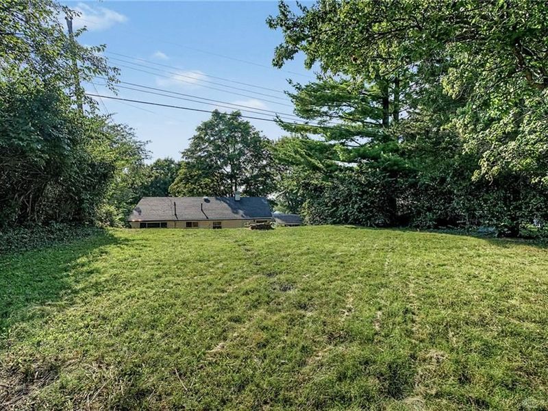 132 Circle Drive, Fairborn, OH 45324 Photo 38