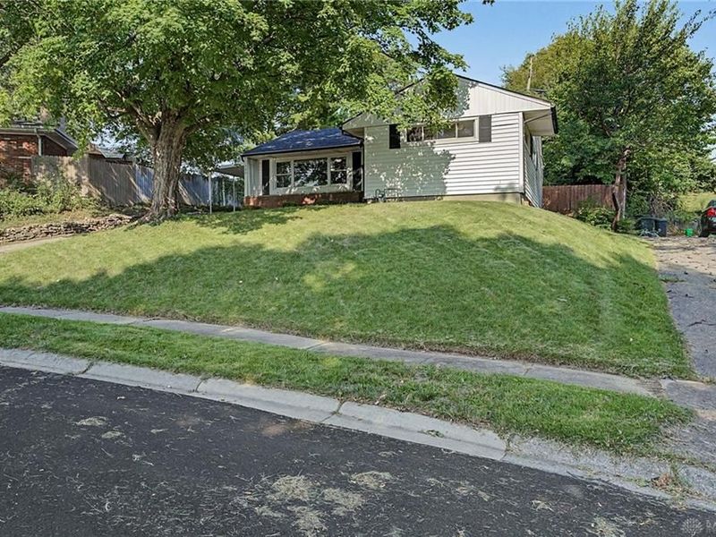 132 Circle Drive, Fairborn, OH 45324 Photo 4