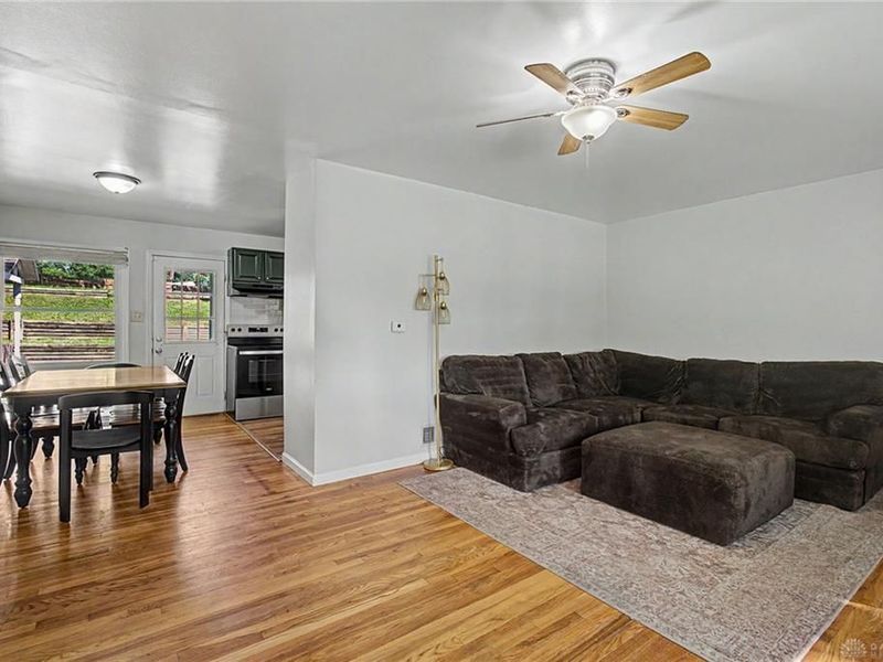 132 Circle Drive, Fairborn, OH 45324 Photo 8